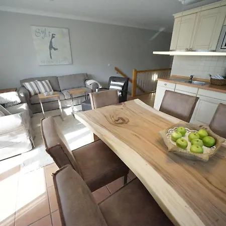 Helle Mit Sonniger Terrasse By Interhome Apartament *