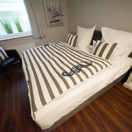 Helle Mit Sonniger Terrasse By Interhome Apartament *