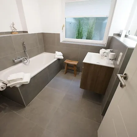 Helle Mit Sonniger Terrasse By Interhome Apartament *