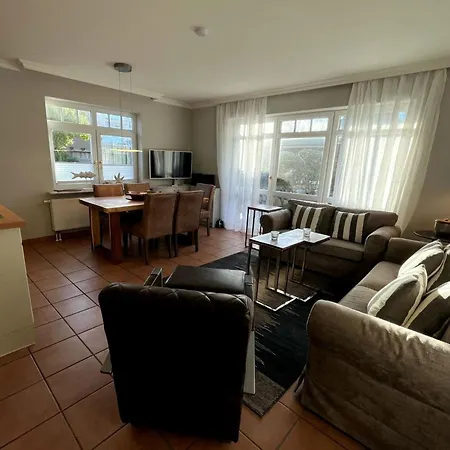 Helle Mit Sonniger Terrasse By Interhome Apartament *
